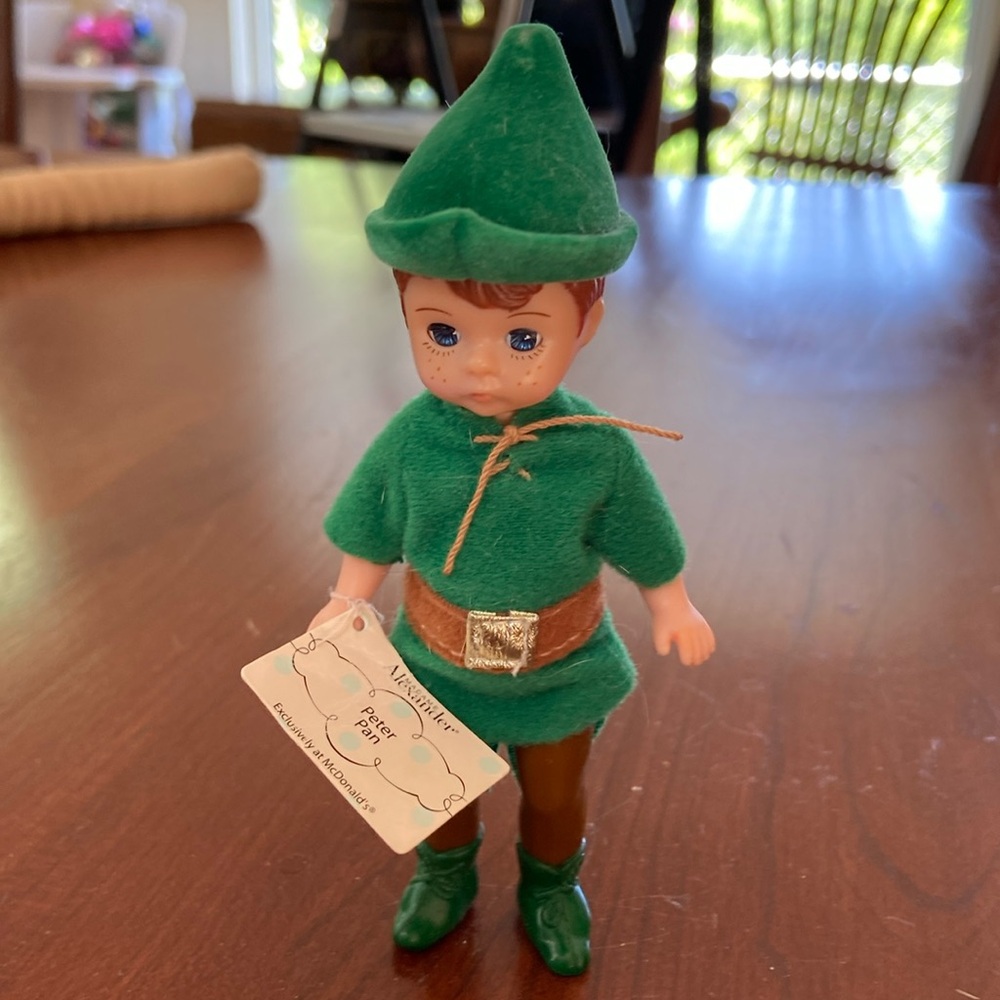 Peter Pan mini exclusive McDonalds